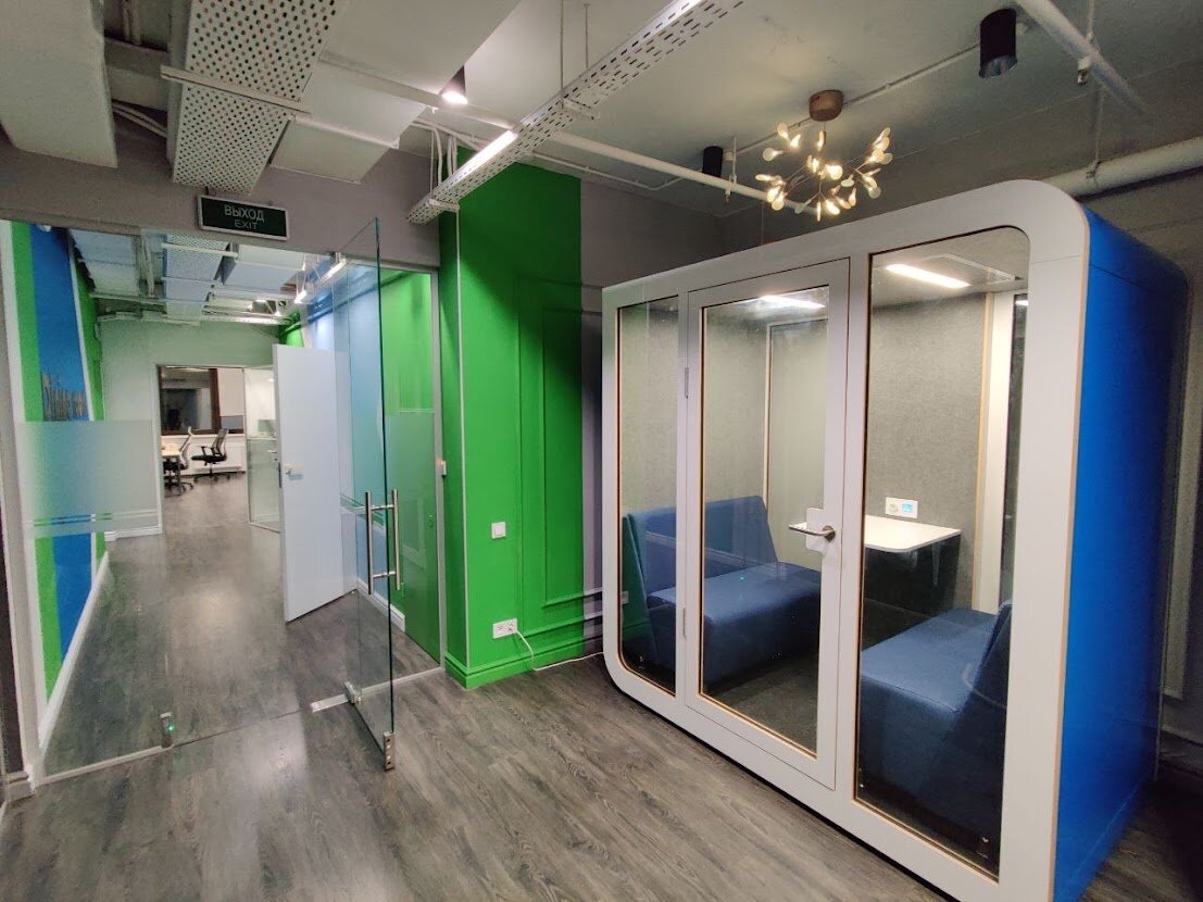 Звукоізоляційна кабіна в коворкінгу